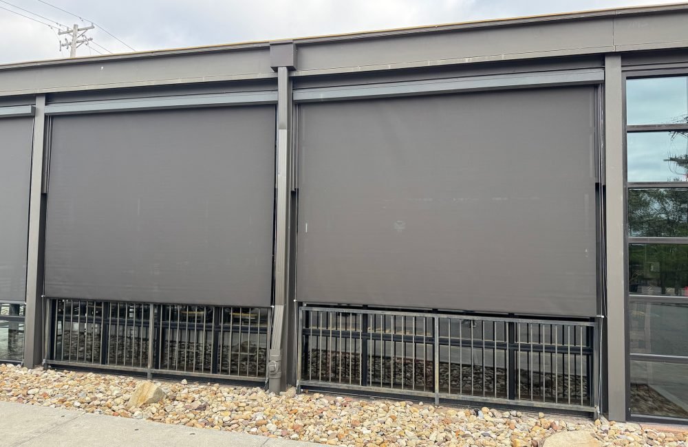 Commercial Blinds for Outdoor Seating